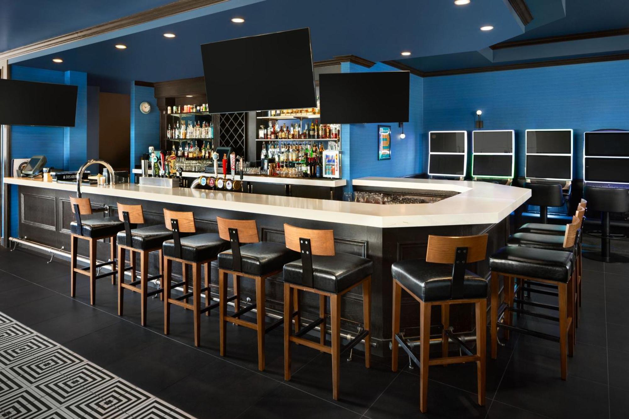 Four Points By Sheraton Edmonton South Zewnętrze zdjęcie